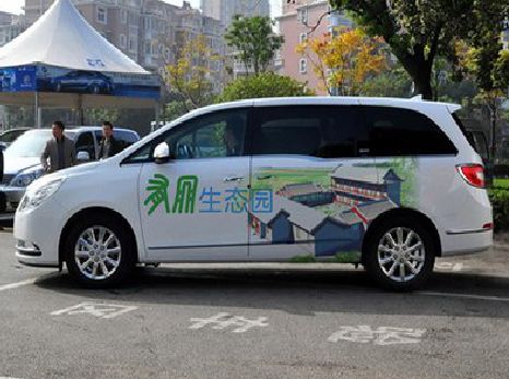 江山户外车贴喷绘如何保持效果?